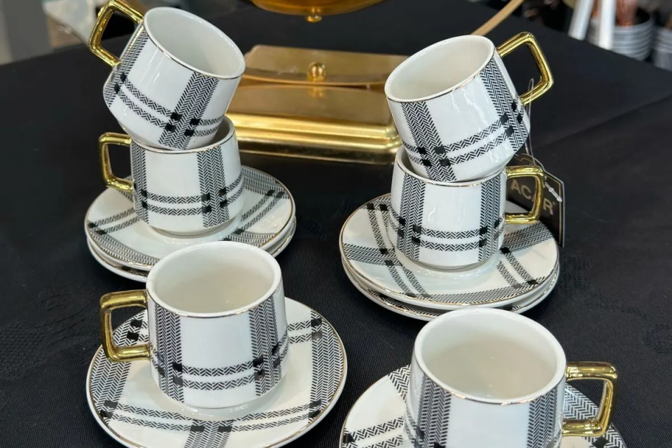 Ekose Beyaz Porselen Kahve Fincanı Takımı