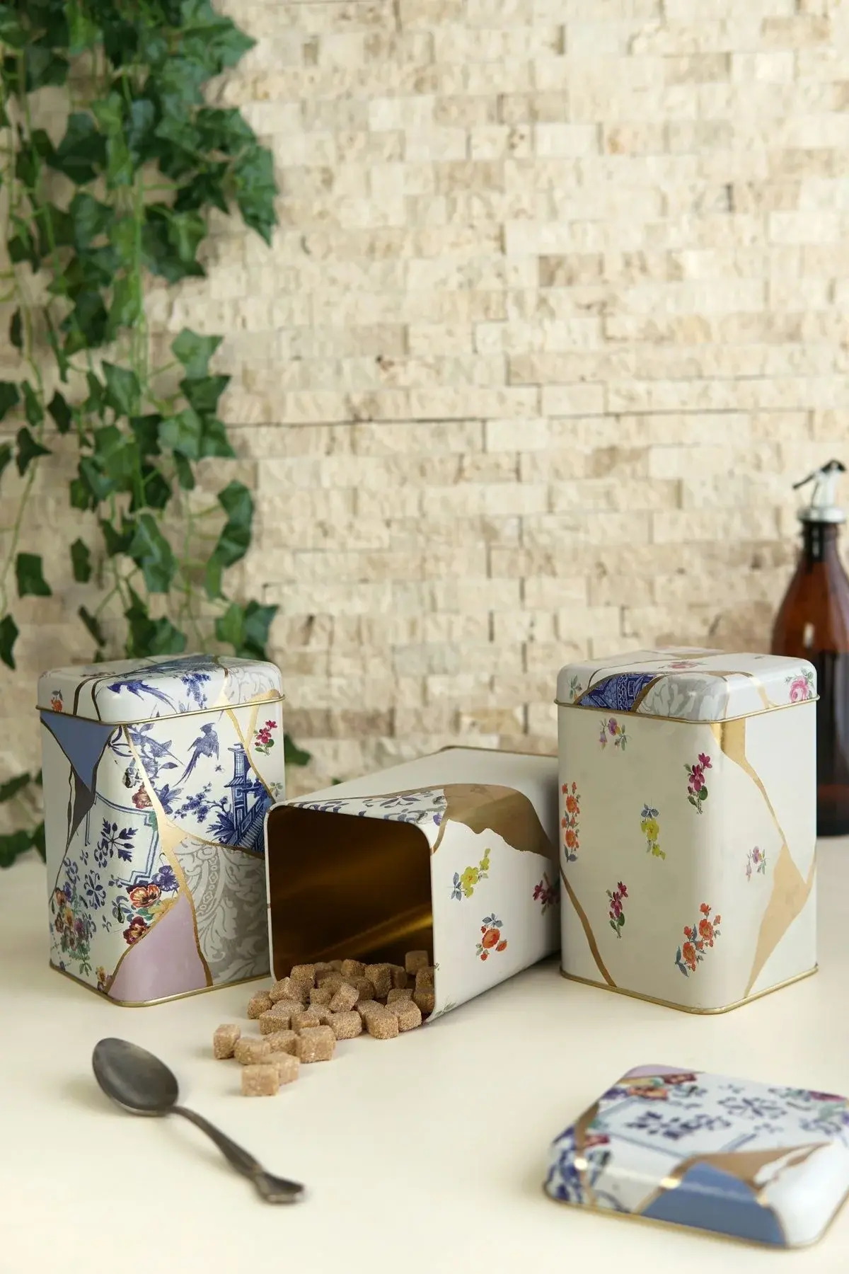 Japon Sanatı Desenli Kare Metal Saklama Kabı 3 lü Set