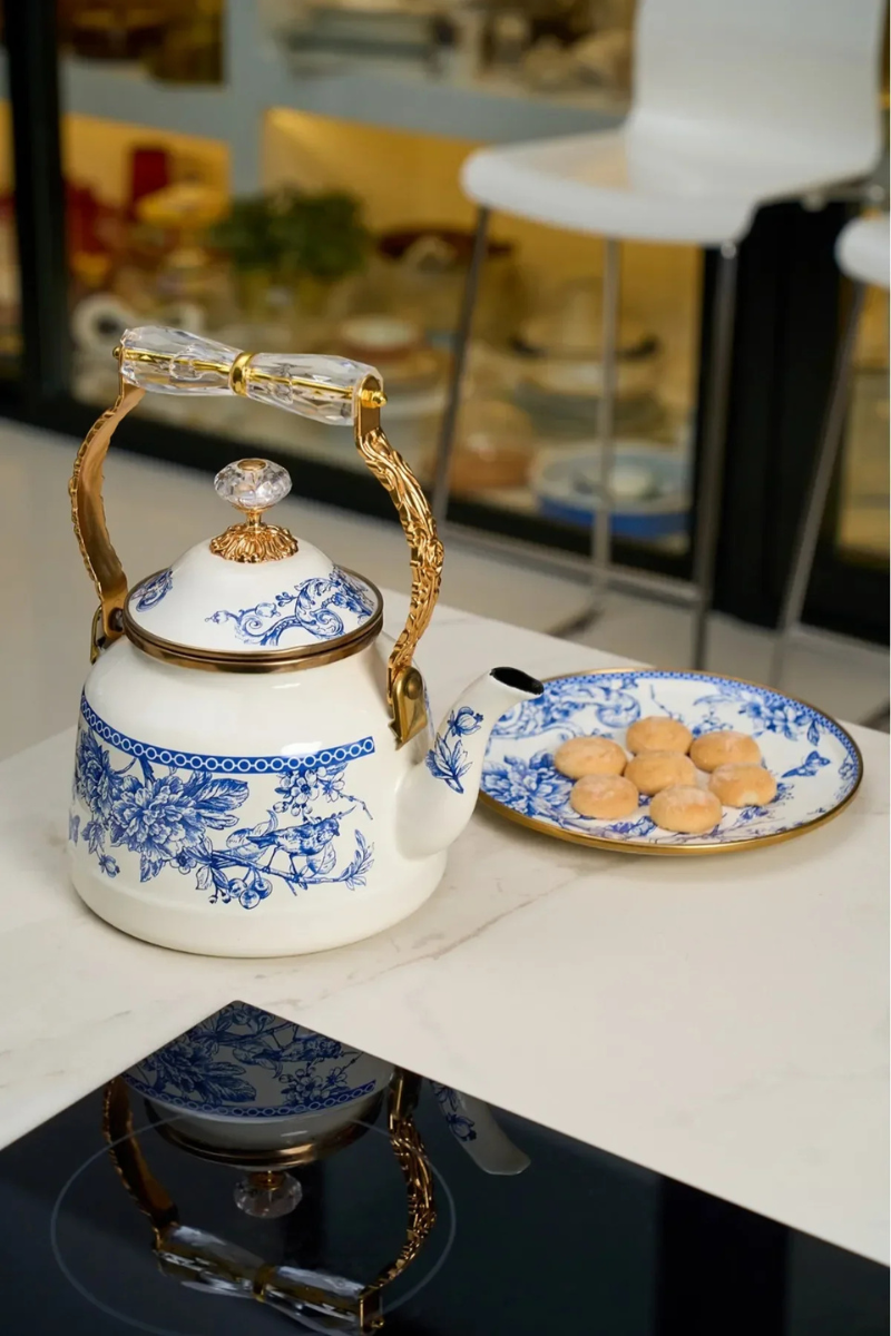 Vintage Blu Emaye Kettle