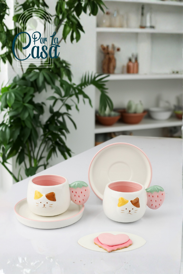 Kedi ve Çilek 2 Kişilik Kahve Fincan Takımı